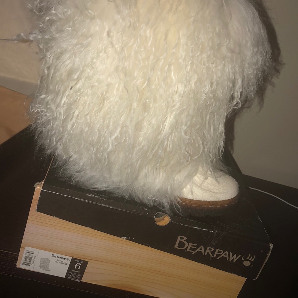 🔻Sold🔺Bear Paw Boots
